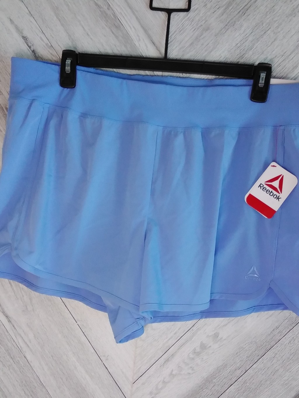 Reebok Women's Evolution Shorts With Back Zip Hidden Pocket Sz: Xxxl Blue